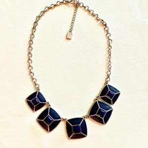 NWOT NECKLACE